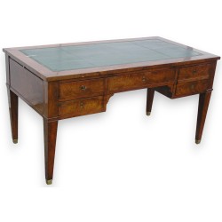 Flat-topped ‘Directoire’ desk with green leather top by Moinat SA – Antiques and home décor