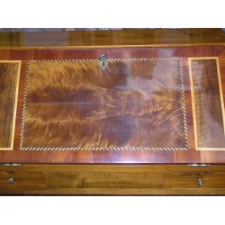 Directoire-style hump-backed desk, with marquetry inlay, by Moinat SA – Antiques and interior design