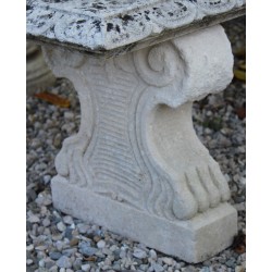 Banc droit en pierre taillée de Vicenza