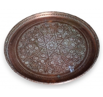 Plateau marocain en cuivre repoussé