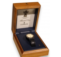 Montre CORUM Admiral's Cup, bracelet cuir noir