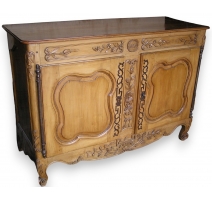 Provencal carved buffet with 2