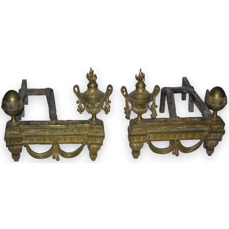  Paire de chenets Louis XVI. sur  Moinat SA  - Antiquités décoration