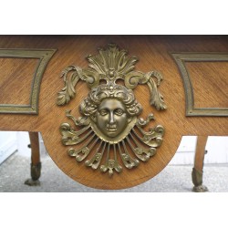 Regence-style flat-topped desk. From Moinat SA – Antiques and home décor