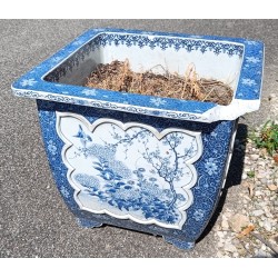 Cache-pot carré en porcelaine bleu-blanc (abimé)