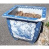 Cache-pot carré en porcelaine bleu-blanc (abimé)