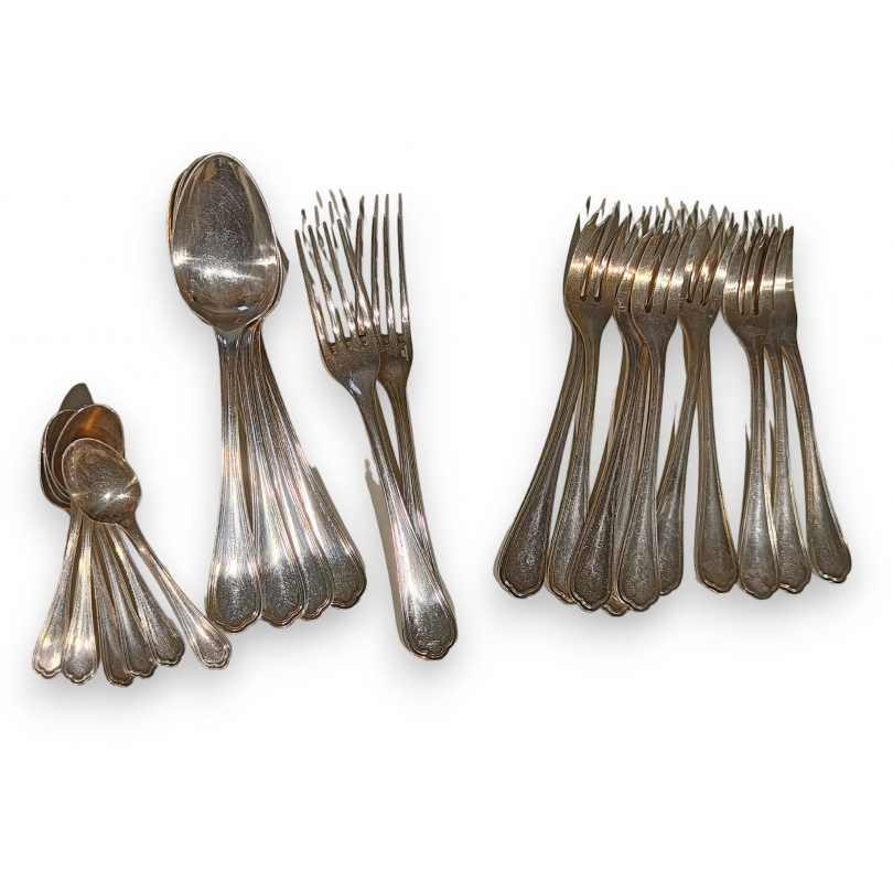 Partie de ménagère en métal argenté CHRISTOFLE
