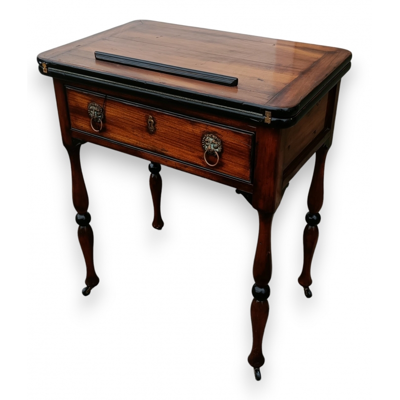 Table-lutrin en acajou avec 1 tirette