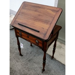  Table-lutrin en acajou avec 1 tirette sur  Moinat SA  - Antiquités décoration