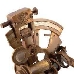Sextant avec boîte en bois