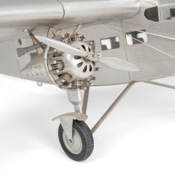 Modèle d\'avion \"Ford Trimotor\"