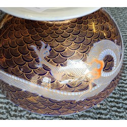 Blue-bottomed bowl with gold decoration, marked ‘Moinat SA’ – Antiques and home décor