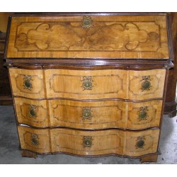 Baroque three-drawer desk. From  Moinat SA  - Antiques and home décor