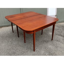 Table de salle à manger en acajou