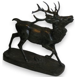 Bronze \"Cerf\", signé BARYE.