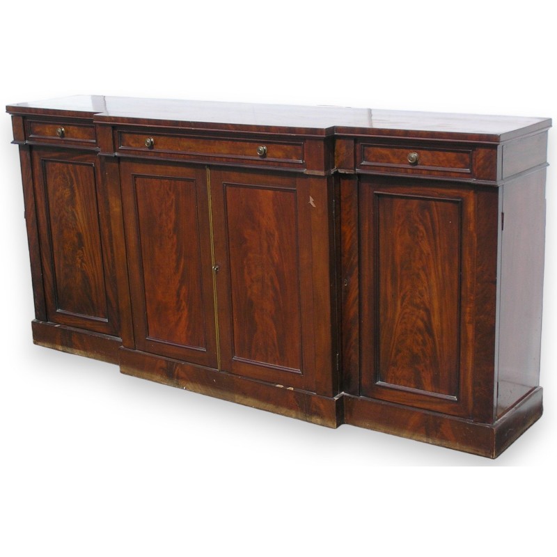  Buffet avec 3 tiroirs. sur  Moinat SA  - Antiquités décoration
