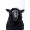 Mouton en résine avec fausse fourrure noire
