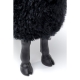 Mouton en résine avec fausse fourrure noire