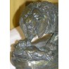 Bronze \"Lion assis et biche\" signé BARYE