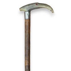 Eagle-handled walking stick made of horn