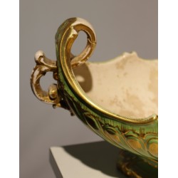 Coupe en porcelaine verte