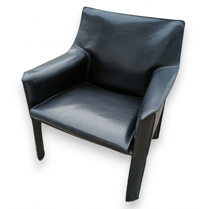 Fauteuil 414 Cab en cuir noir par Mario BELLINI