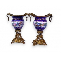 Pair of vases, gilt bronze mou