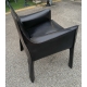 Fauteuil 414 Cab en cuir noir par Mario BELLINI