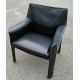 Fauteuil 414 Cab en cuir noir par Mario BELLINI