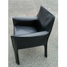 414 Cab armchair in black leather by Mario at  Moinat SA  - Antiques and home décor