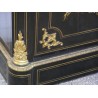  Buffet noir avec 1 porte. sur  Moinat SA  - Antiquités décoration