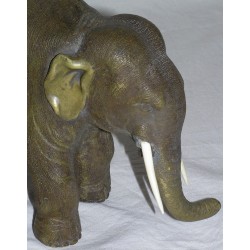 Bronze \"Eléphant\" de Vienne.