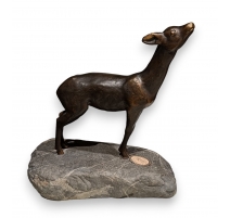 Bronze "Biche" de Charles REUSSNER