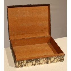 "Eagle" metal box