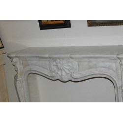  Cheminée Louis XV-Napoléon III sur  Moinat SA  - Antiquités décoration