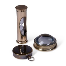Set containing an hourglass, a compass and a magnifying glass