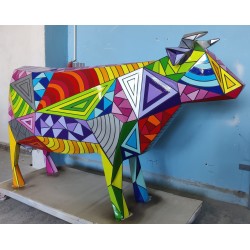Vache taille nature cubiste multicolore