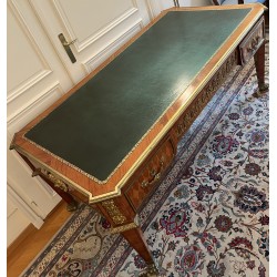 Executive desk with diamond-pattern inlay