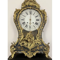 Regency-style clock in blue horn