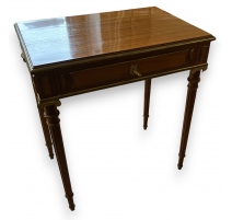 Table d'appoint rectangulaire style Louis XVI