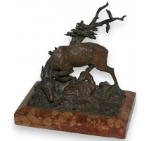 Bronze "Doe and her fawn"