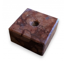 Socle en marbre rose carré