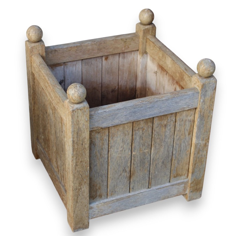 Square teak planter