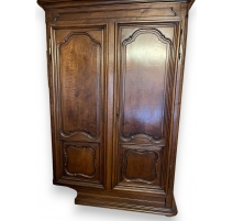 Armoire Genevoise Louis XIV en noyer