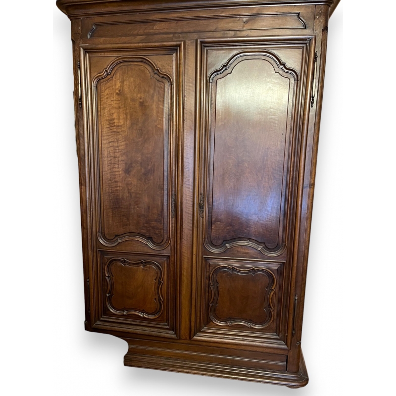 Armoire Genevoise Louis XIV en noyer Moinat SA Antiquités décoration