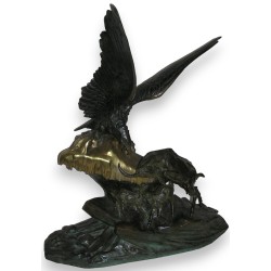 Bronze \"Aigle et bouquetin\".