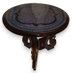 Petite table basse laquée noir