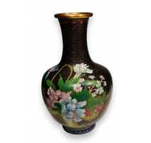 Vase cloisonné fond noir décor fleurs