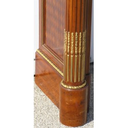 16th-century mantelpiece surround from Moinat SA – Antiques and home décor