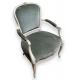 Paire de fauteuils style Louis XV velours vert